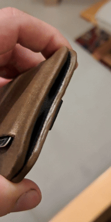 FLAP Caramelo, Negro