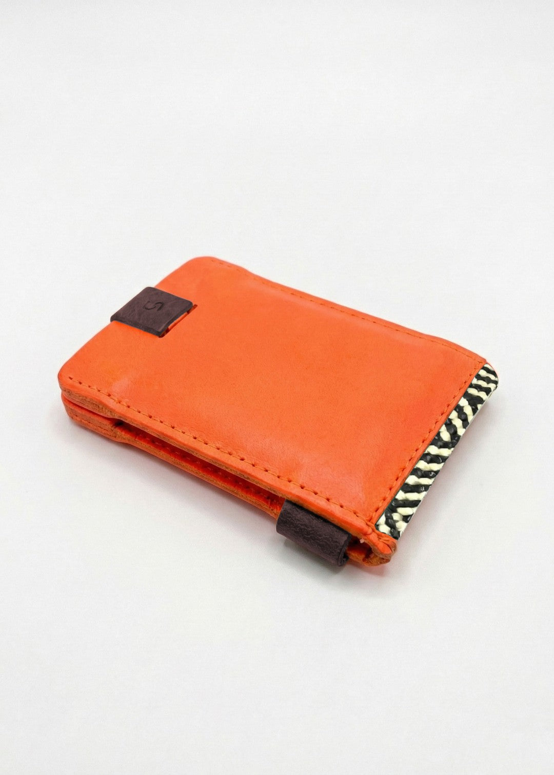 Flap_Bifold_Naranja Neón