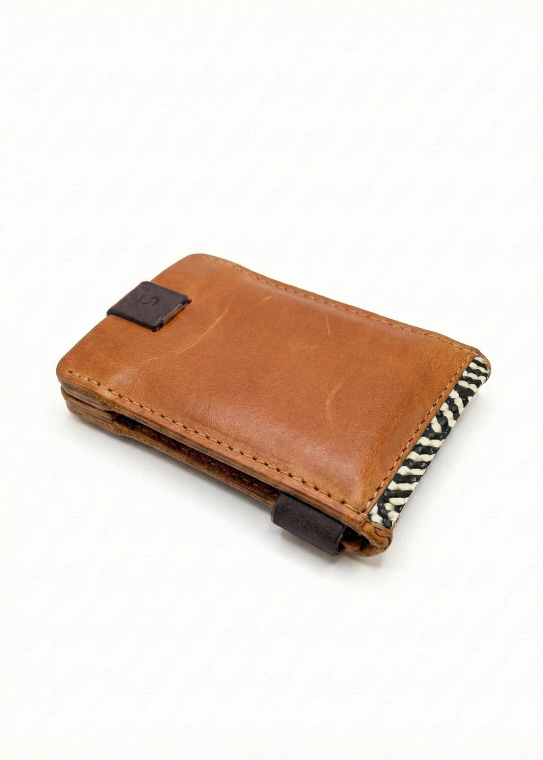 Flap_Bifold_Caramelo